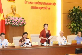 Chủ tịch Quốc hội Nguyễn Thị Kim Ngân chủ trì và phát biểu bế mạc Phiên họp thứ 10 của Ủy ban Thường vụ Quốc hội khóa XIV. (Ảnh: Trọng Đức/TTXVN)