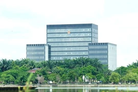 UBND tỉnh Nghệ An thông tin về doanh nghiệp tặng xe ôtô cho tỉnh 