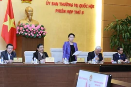 Chủ tịch Quốc hội Nguyễn Thị Kim Ngân chủ trì và phát biểu bế mạc Phiên họp thứ 8 của Ủy ban Thường vụ Quốc hội khóa XIV. (Ảnh: Trọng Đức/TTXVN)