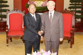 Tổng Bí thư Nguyễn Phú Trọng tiếp Chủ tịch Quốc hội, Chủ tịch Mặt trận đoàn kết phát triển Tổ quốc Campuchia Heng Samrin đang thăm hữu nghị chính thức Việt Nam. (Ảnh: Trí Dũng/TTXVN)