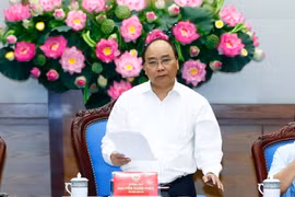 Thủ tướng Nguyễn Xuân Phúc phát biểu chỉ đạo tại hội nghị. (Ảnh; Thống Nhất/TTXVN)
