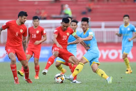Hà Nội FC ung dung trở thành nhà vô địch lượt đi V-League