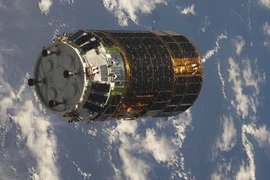 Tàu vận tải Kounotori 6.