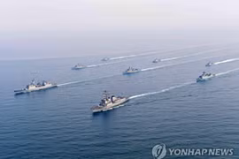 Tàu hải quân của Mỹ, Hàn Quốc trong một cuộc tập trận hồi tháng 3 trên biển Hoàng Hải. (Nguồn: YONHAP)