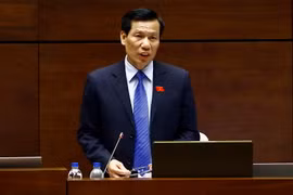 Bộ trưởng Bộ Văn hóa, Thể thao và Du lịch Nguyễn Ngọc Thiện trả lời chất vấn của các đại biểu Quốc hội. (Ảnh: An Đăng/TTXVN)