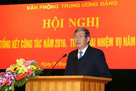 Ông Đinh Thế Huynh, Ủy viên Bộ Chính trị, Thường trực Ban Bí thư phát biểu chỉ đạo Hội nghị. (Ảnh: Doãn Tấn/TTXVN)
