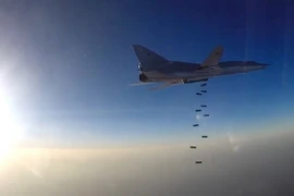 Máy bay ném bom của Nga tiến hành ném bom không kích Aleppo, Syria. (Nguồn: TASS)