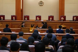 Tòa án Hiến pháp Hàn Quốc mở phiên điều trần đầu tiên về việc luận tội Tổng thống, ngày 3/1. (Nguồn: AFP/TTXVN)