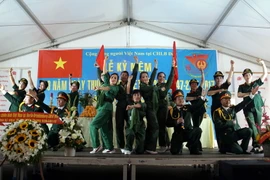 Tiết mục văn nghệ ôn lại thời kỳ hào hùng của dân tộc. (Ảnh: Phạm Văn Thắng/TTXVN)