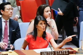 Đại sứ Mỹ tại Liên hợp quốc Nikki Haley phát biểu trong phiên họp của Hội đồng Bảo an Liên hợp quốc ở New York (Mỹ) ngày 5/8. (Nguồn: AFP/TTXVN)