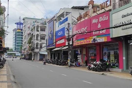 Tuyến đường Hai Bà Trưng (thành phố Sóc Trăng). (Ảnh: Chanh Đa/TTXVN)