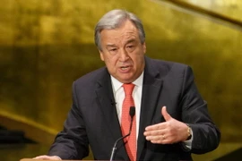 Ứng cử viên Tổng thư ký LHQ Antonio Guterres phát biểu tại trụ sở Liên hợp quốc ở New York (Mỹ). (Nguồn: THX/TTXVN)