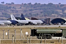 Máy bay của không quân Mỹ ​tại căn cứ không quân Incirlik, Thổ Nhĩ Kỳ. (Nguồn: EPA/TTXVN)