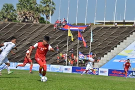 Trận đấu khai mạc giữa U22 Việt Nam và U22 Myanmar trong khuôn khổ giải bóng đá BIDC Cup 2013. (Ảnh: Trần Chí Hùng/Vietnam+)