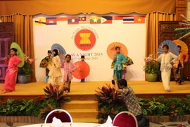 Liên hoan văn hóa nghệ thuật ASEAN tại Singapore