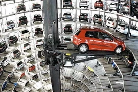 Doanh số xe mới bán ra ở Đức tăng nhẹ trong năm 2014