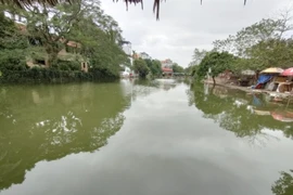 Lấp hồ tự nhiên là một cách đánh đổi có hại cho môi trường. (Nguồn ảnh: HV/Vietnam+)