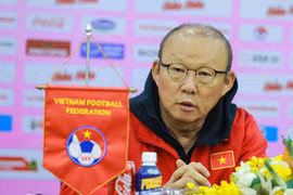 HLV Park Hang-seo cho rằng không thể ngay lập tức cải thiện, giúp đội tuyển Việt Nam mạnh lên và có kết quả tốt. (Ảnh: PV/Vietnam+) 