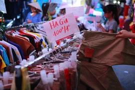 Ngành may mặc Việt Nam: Công xưởng mới… sẽ đi về đâu?