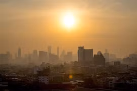 Bụi mịn bao phủ thủ đô Bangkok, Thái Lan ngày 27/1/2023. (Ảnh: AFP/TTXVN)
