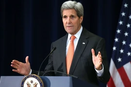 Ngoại trưởng Mỹ John Kerry phát biểu về các vụ tấn công khủng bố của IS ở Paris, tại thủ đô Washington, Mỹ ngày 18/11.(Nguồn: AFP/TTXVN)