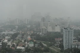 Khói bụi bao phủ thủ đô Kuala Lumpur của Malaysia. (Nguồn: AFP/TTXVN)