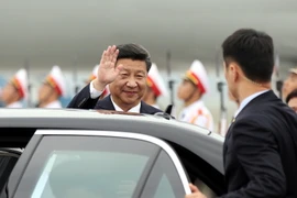 Tổng Bí thư, Chủ tịch nước Trung Quốc Tập Cận Bình tại sân bay quốc tế Nội Bài. (Ảnh: Phạm Kiên/TTXVN)