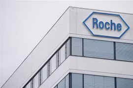 Trụ sở công ty dược phẩm Roche ở Basel, Thụy Sĩ. (Ảnh: AFP/TTXVN)