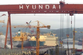 Một xưởng đóng tàu của Huyndai ở Ulsan, Hàn Quốc. (Ảnh: AFP/TTXVN)