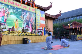 Các hoạt động trong Đại lễ Phật đản 2020 Phật lịch 2564 tại Việt Nam. (Ảnh: Xuân Khu/TTXVN)