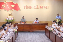 Thủ tướng Phạm Minh Chính làm việc với Ban Thường vụ Tỉnh ủy Cà Mau. (Ảnh: Dương Giang/TTXVN)