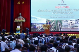Thủ tướng Phạm Minh Chính phát biểu tại Hội nghị công bố quy hoạch tỉnh Tiền Giang. (Ảnh: Dương Giang/TTXVN)