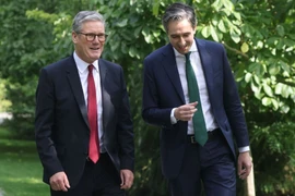 Thủ tướng Anh Keir Starmer và người đồng cấp nước chủ nhà Taoiseach Simon Harris. (Nguồn: PA)