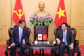 Ông Nguyễn Xuân Thắng tiếp Ngài Ito Naoki, Đại sứ đặc mệnh toàn quyền Nhật Bản tại Việt Nam. (Ảnh: Văn Điệp/TTXVN)