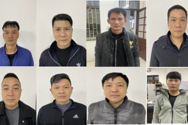 Các đối tượng trong đường dây cá độ bóng đá bị bắt. (Nguồn: Công an tỉnh Quảng Ninh)
