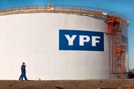 Năm 2012, Chính phủ Argentina chính thức quốc hữu hóa YPF. (Nguồn: Bestplus)
