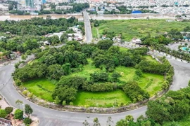 Khu đất vòng xoay cồn Cái Khế có diện tích hơn 23.000m2 sẽ được đấu giá cho thuê đất thương mại, dịch vụ trong thời hạn 50 năm. (Ảnh: Thanh Liêm/TTXVN)