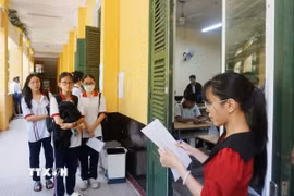 Thí sinh dự thi Tốt nghiệp Trung học phổ thông. (Ảnh: TTXVN).