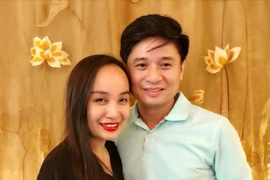 Vợ chồng nghệ sỹ Thu Huyền-Tấn Minh. 
