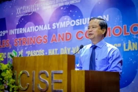 Phó Chủ tịch Ủy ban Nhân dân tỉnh Bình Định Nguyễn Tuấn Thanh phát biểu tại lễ khai mạc. (Ảnh: TTXVN phát)