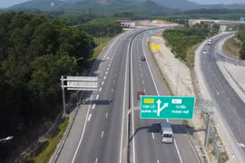 Cao tốc Cam Lộ-La Sơn. (Nguồn: TTXVN)