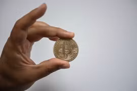 Đồng Bitcoin. (Ảnh: AFP/TTXVN)