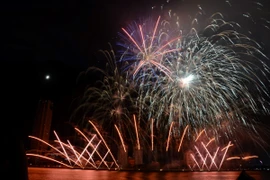 Phần trình diễn pháo hoa của đội Phần Lan. (Ảnh: Văn Dũng/TTXVN)