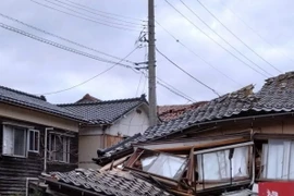 Cơ quan Khí tượng Nhật Bản xác nhận đợt sóng thần đầu tiên đã xuất hiện và cảnh báo sóng thần nguy hiểm có thể cao tới 5m. (Nguồn: Twitter)