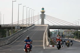 Dự án nút giao thông khác mức (thành phố Tuy Hòa, tỉnh Phú Yên) do Công ty Cổ phần Tập đoàn Thuận An và các liên danh thi công. (Ảnh: Xuân Triệu/TTXVN)