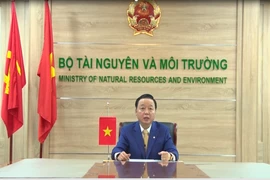 Bộ trưởng Tài nguyên và Môi trường Trần Hồng Hà phát biểu tại diễn đàn. (Ảnh: CTV/Vietnam+)