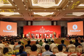 Ký kết chương trình “Đồng hành, hỗ trợ và thúc đẩy sản xuất nội địa.” (Ảnh: CTV)