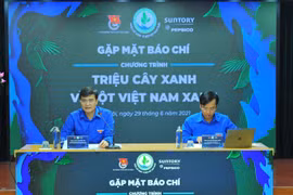 Ông Bùi Quang Huy, Ủy viên dự khuyết Trung ương Đảng, Bí thư Thường trực Trung ương Đoàn phát biểu tại chương trình. (Ảnh: Minh Đức/TTXVN)
