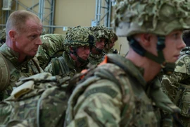 Binh sỹ Anh được triển khai tại Kandahar, Afghanistan, ngày 27/10/2014. (Ảnh: AFP/TTXVN)