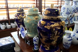 Sản phẩm của Công ty cổ phần gốm sứ Long Hầu. (Ảnh: Thế Duyệt/TTXVN)